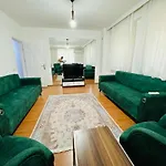 Luex Esyali Sahile 200 M Apartamento