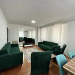 Luex Esyali Sahile 200 M Apartament *